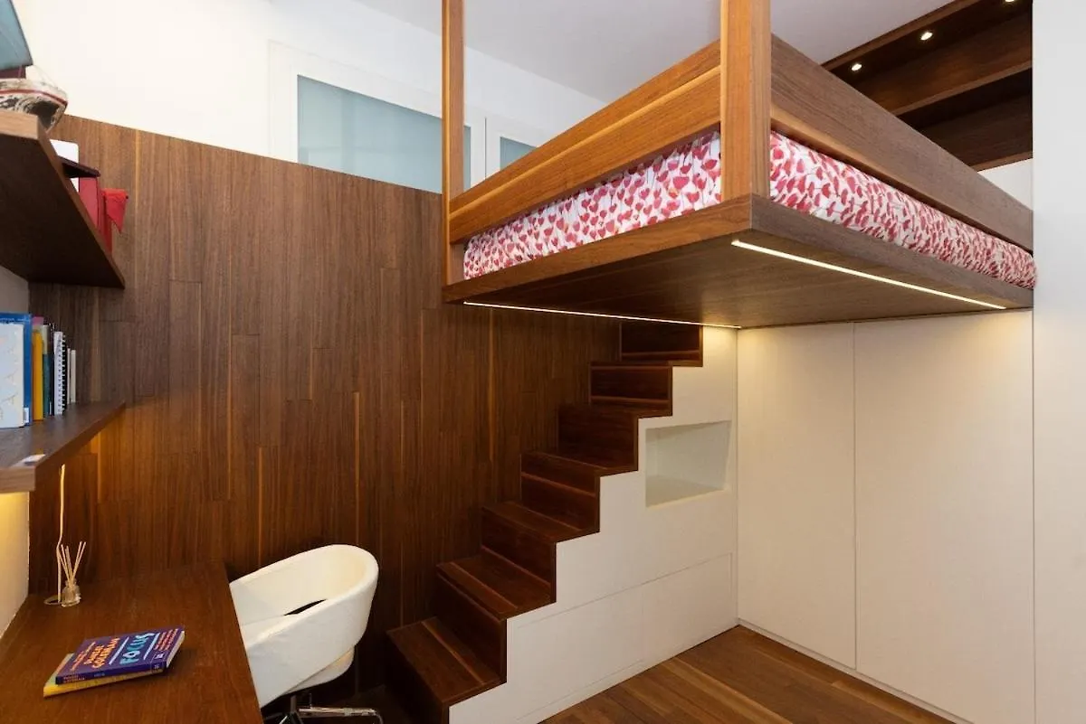 L'Home A Montecarlo 3 Bedrooms Near Train Station Port Monako
